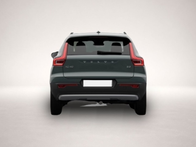Bild 3 Volvo XC40 Core 2WD Fahrassistenz-Paket Winter-Paket D
