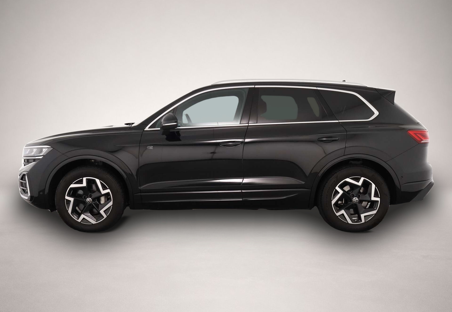Fotografie 4 des Volkswagen Touareg 3.0 TDI V6 4Motion R-Line