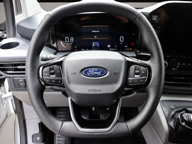 Bild 5 Ford Tourneo Custom Trend L1 136PS Allwetter Navi 9-S
