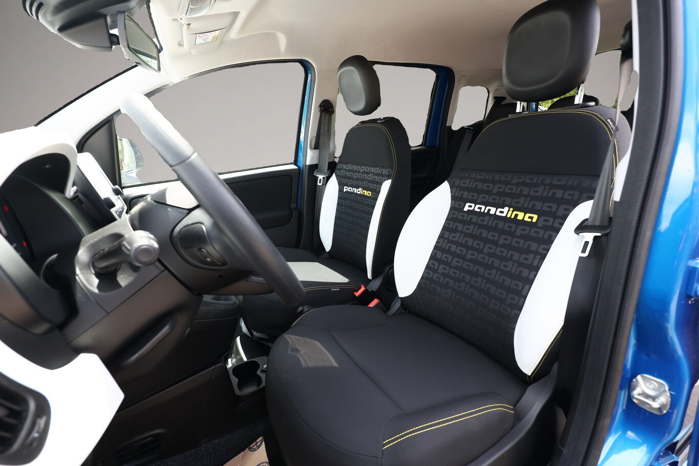 Bild 5 Fiat Panda Cross 5S PDC CarP/AndroidA PrivG 15Z NSW