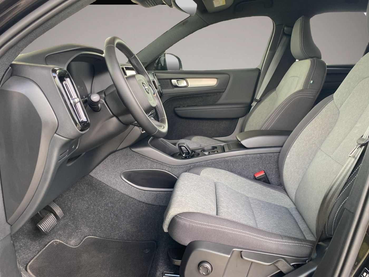 Bild 7 Volvo XC40 B3 Core ACC+AHK+LED+Navi+SHZ+Winterp.+Kam.