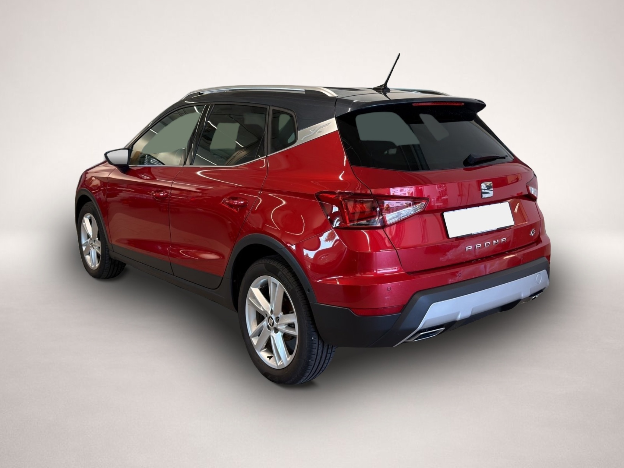 Bild 4 Seat Arona 1.0 TSI FR LED+NAVI+PARKLENK+SHZ