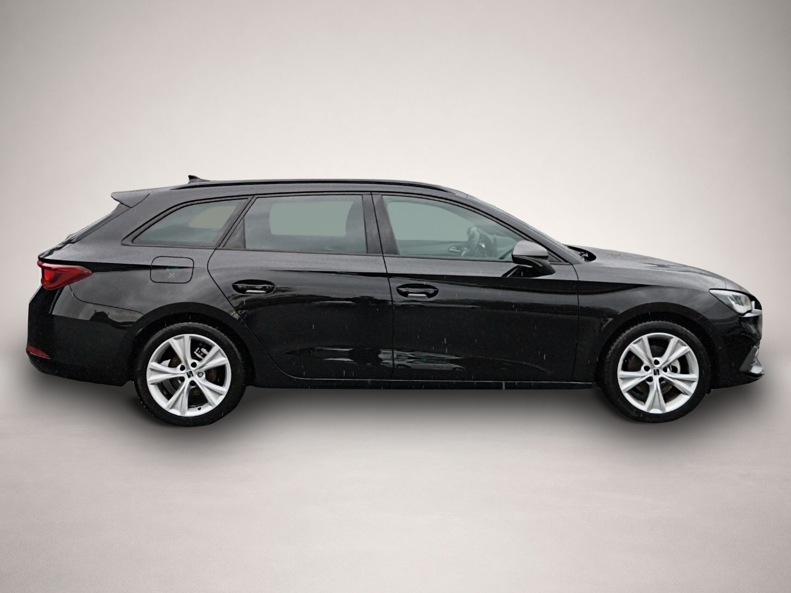 Fotografie 8 des Seat Leon Sportstourer 1.5 eTSI DSG FR RFK ACC PDC KE