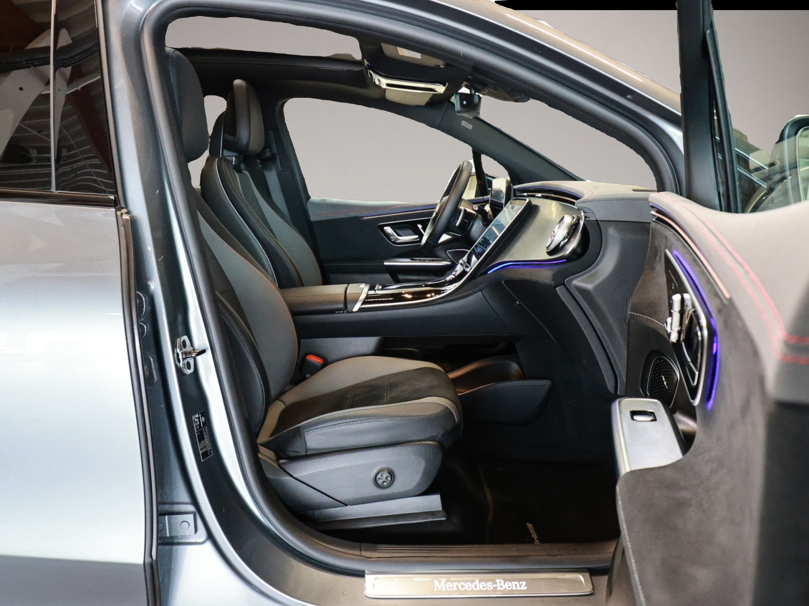 Fotografie 2 des Mercedes-Benz EQE 350