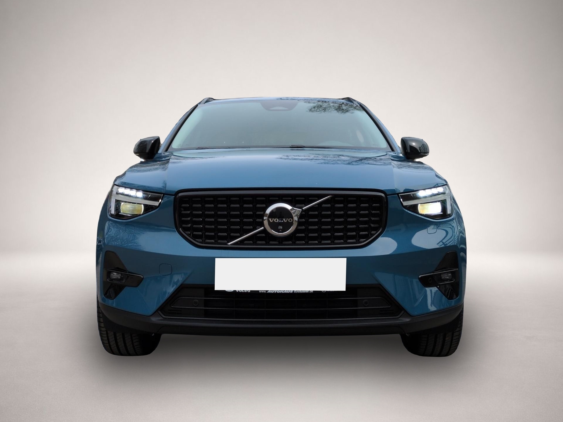 Bild 5 Volvo XC40 B4 (Benzin) Plus Dark 2WD Automatik Bluetoo