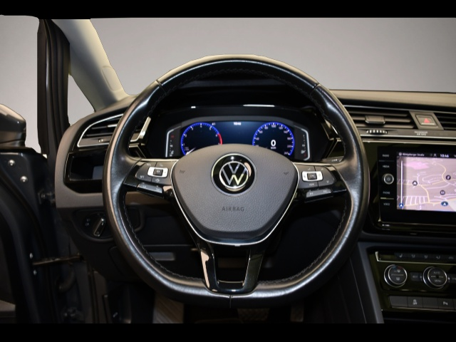 Bild 5 Volkswagen Touran 1.5 TSI DSG Highline AHK/Pano/Rückkam