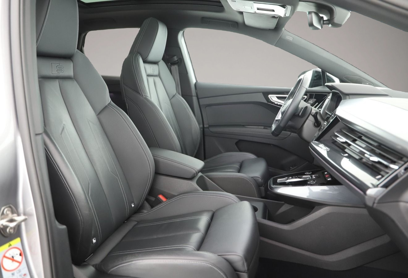 Bild 6 Audi Q4 e-tron 45 Q Matrix/ACC/HuD/Kamera/Navi/AHK
