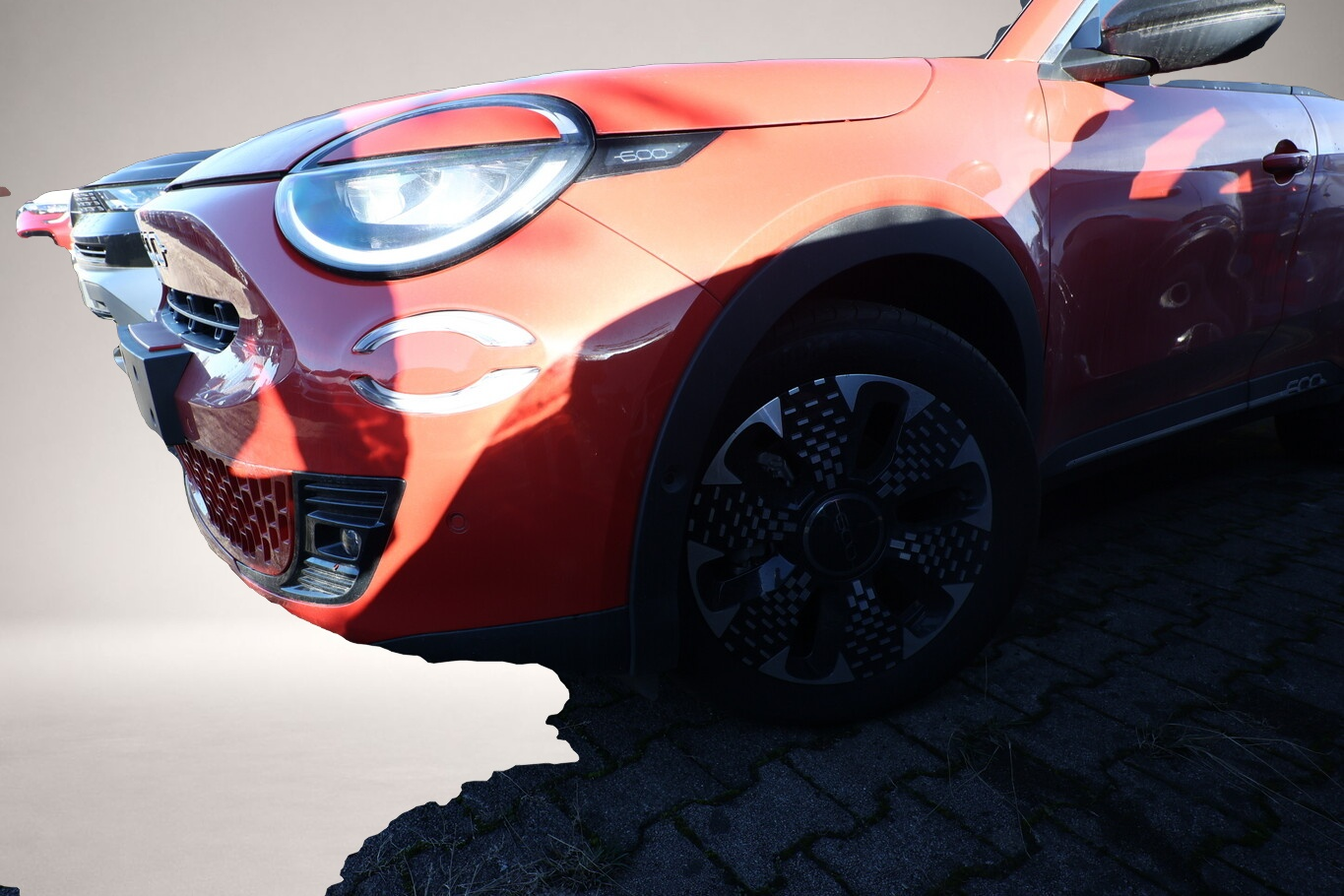 Fotografie 4 des Fiat 600 La Prima 11kW-OBC WärmeP Massage Nav Keyl