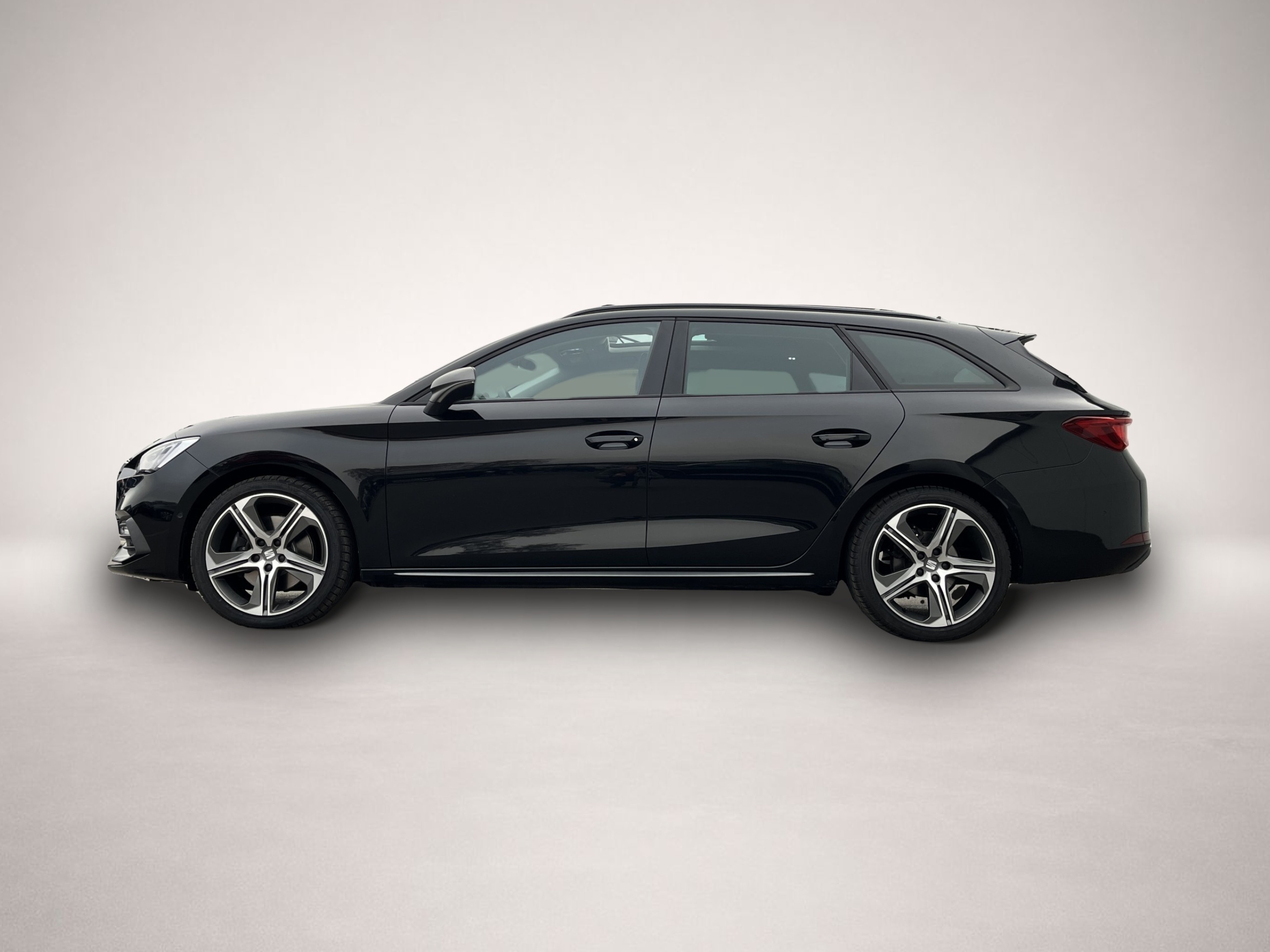 Bild 1 Seat Leon SP 2.0 TDI DSG FR-Line AHK Panorama Navi AC