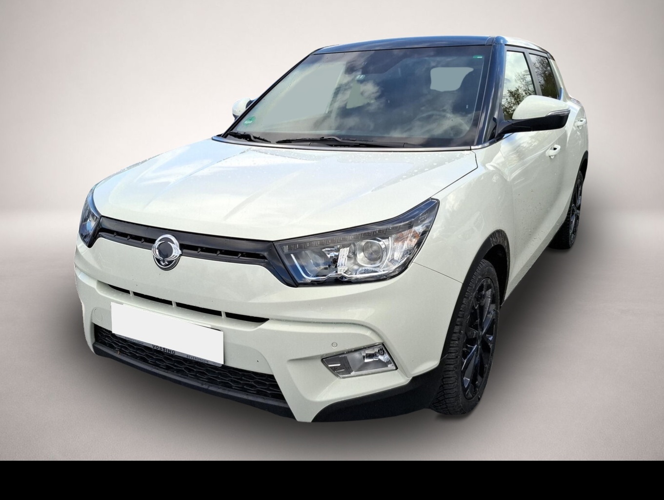 Fotografie Ssangyong Tivoli 1.6 e-XGi 128 Black & White Nav PDC Temp