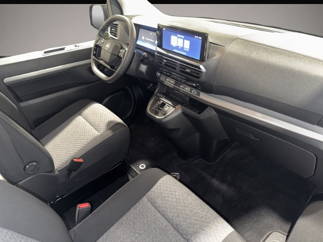 Bild 6 Citroën Spacetourer Plus XL 2.2 Diesel 180 8-Sitzer SHZ