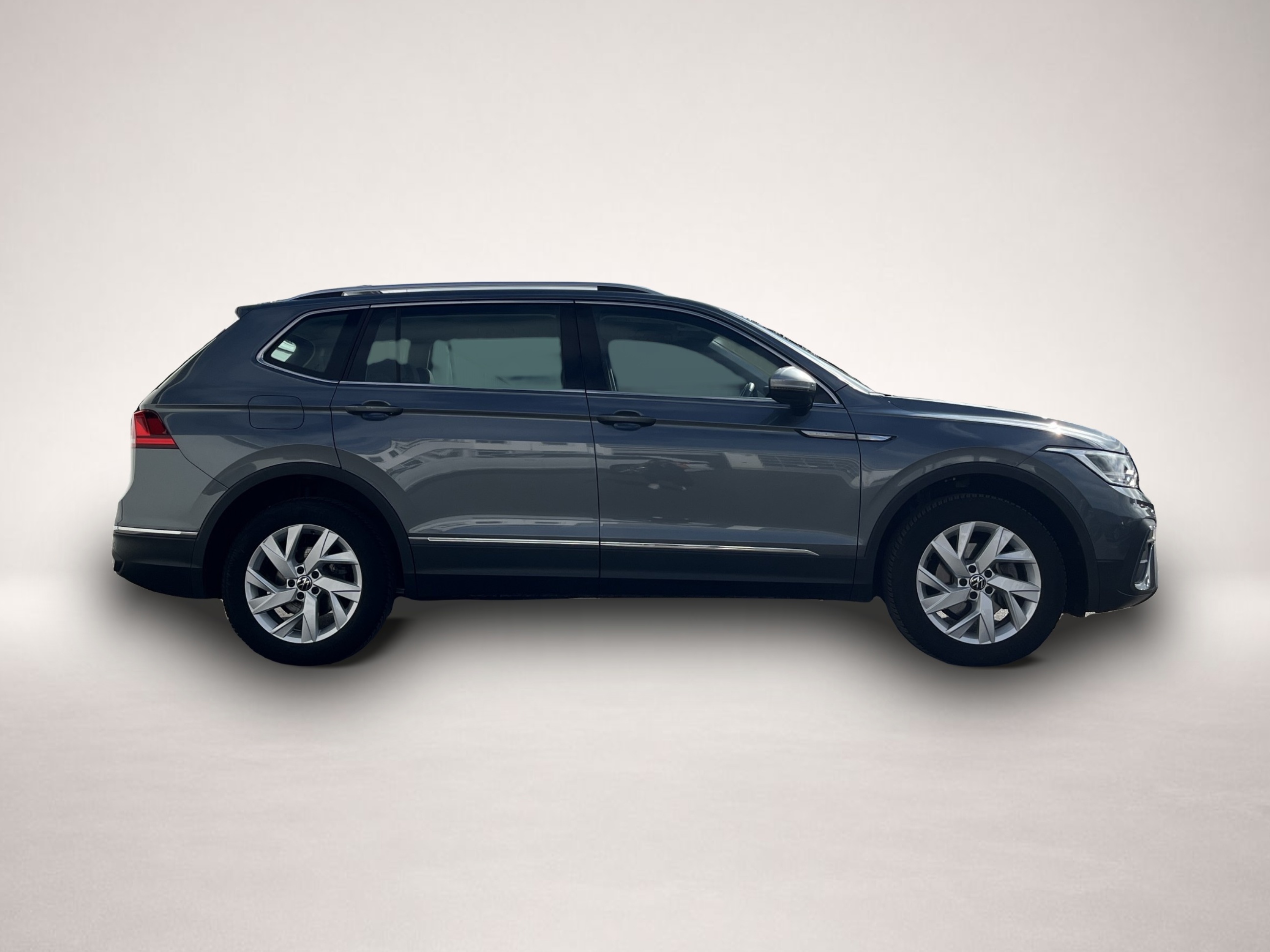 Fotografie 5 des Volkswagen Tiguan Allspace 1.5 TSI DSG Life 181¤ m.20% Anz.