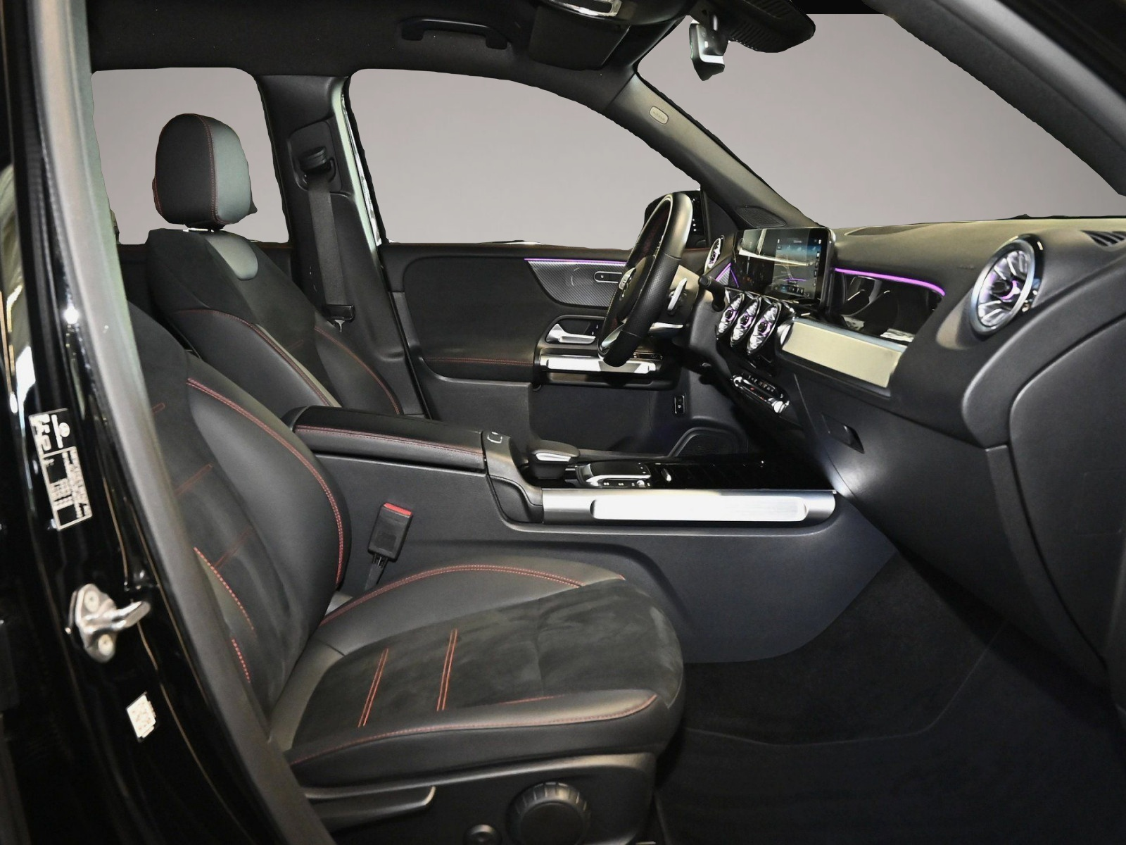 Bild 2 Mercedes-Benz GLB 200