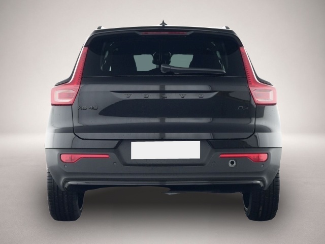 Bild 3 Volvo XC40 Plus Black Edition 2WD StandHZG Digitales C