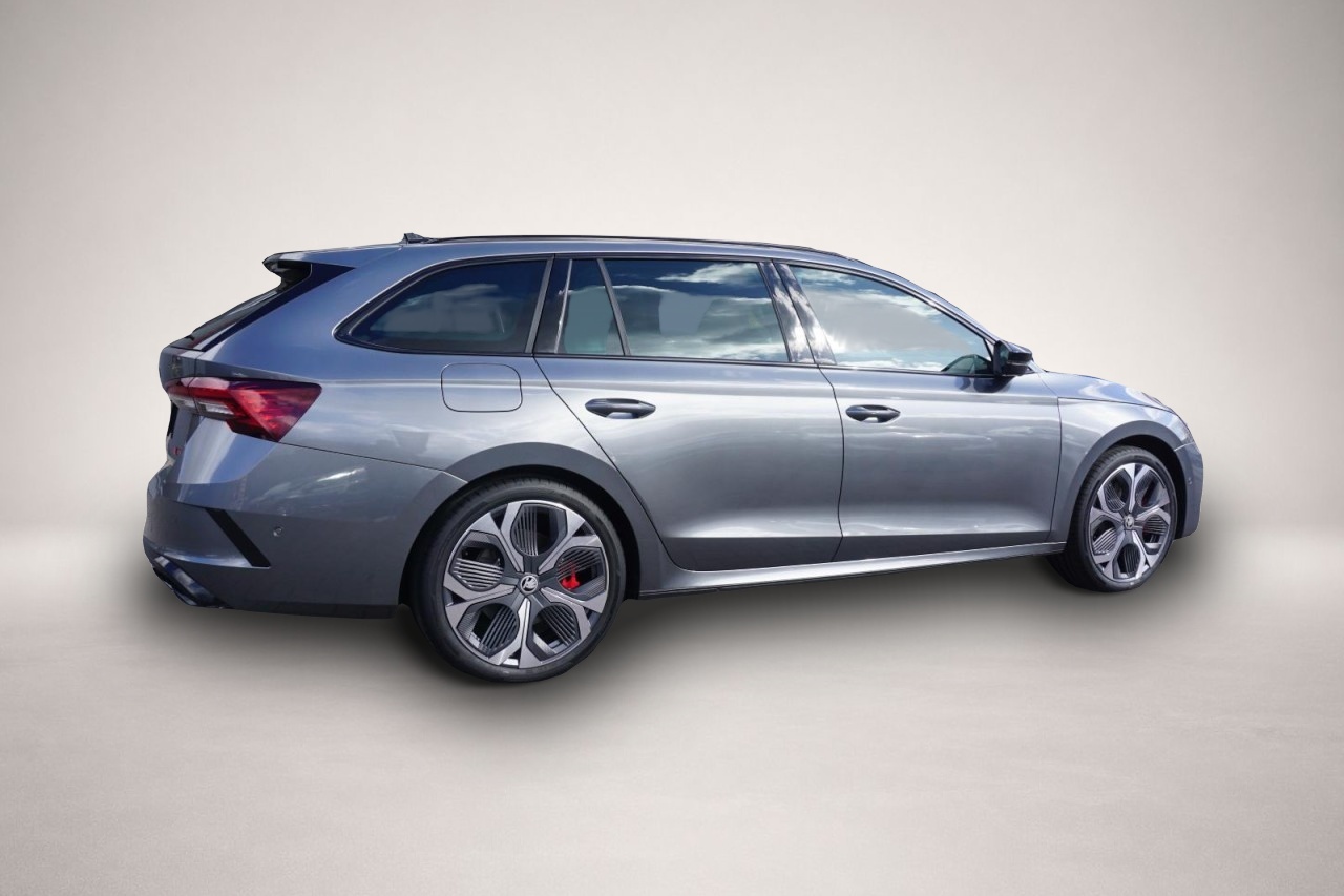 Bild 2 Skoda Octavia RS 2.0 TSI DSG 265PS Neuwertig 10km Pano