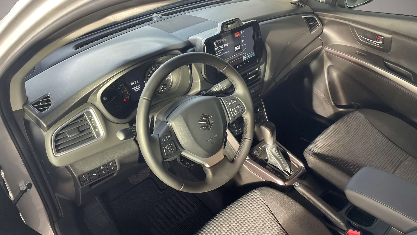 Bild 3 Suzuki Across S-Cross Comfort 1.4 AT Facelift Navi AHK LED ACC