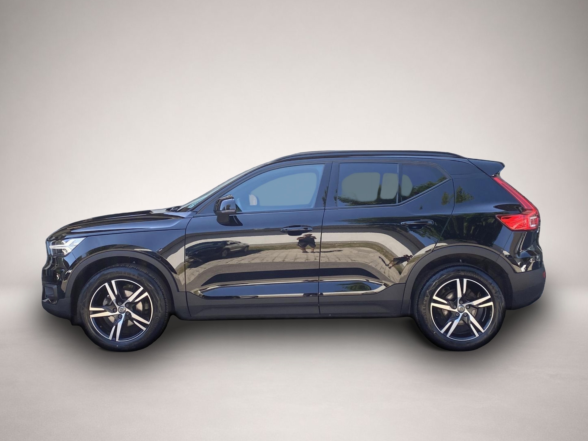 Bild 6 Volvo XC40 XC 40 R Design 2WD Bluetooth Navi LED Klima