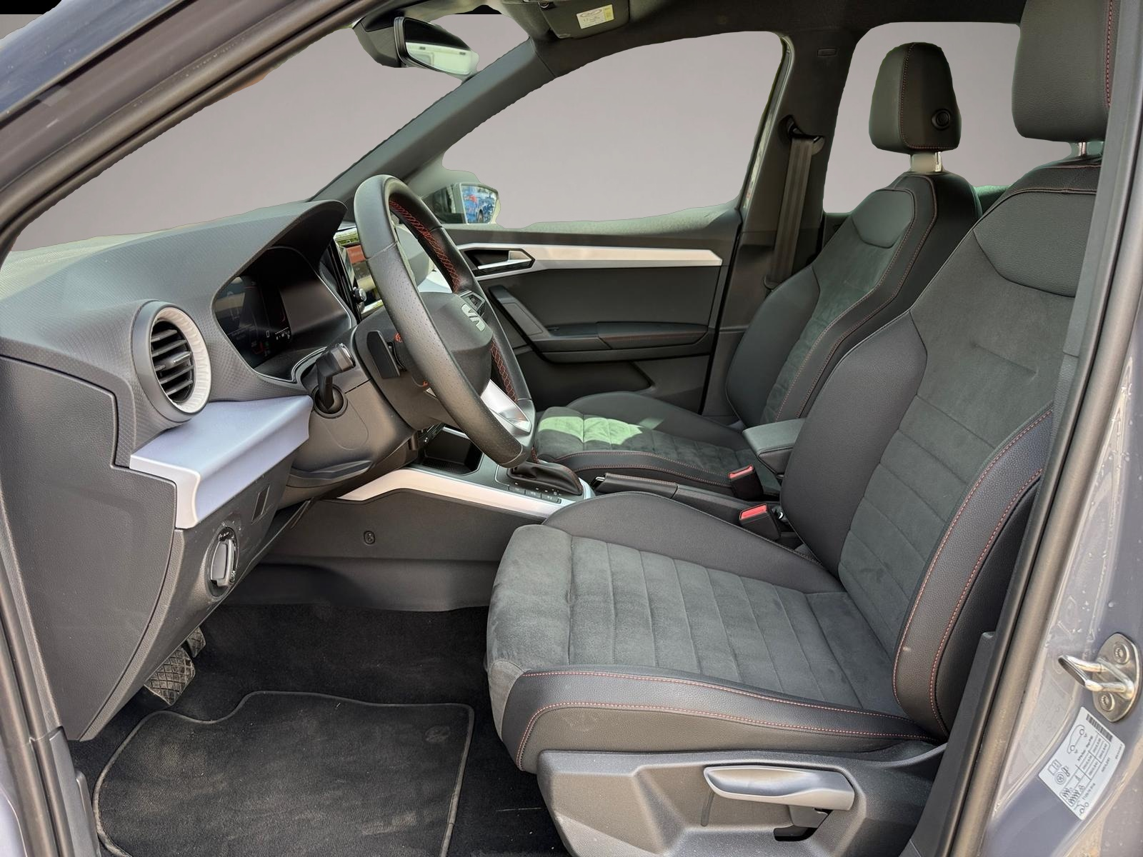 Bild 2 Seat Arona 1.0 TSI DSG FR LED SHZ Alcantara Kamera