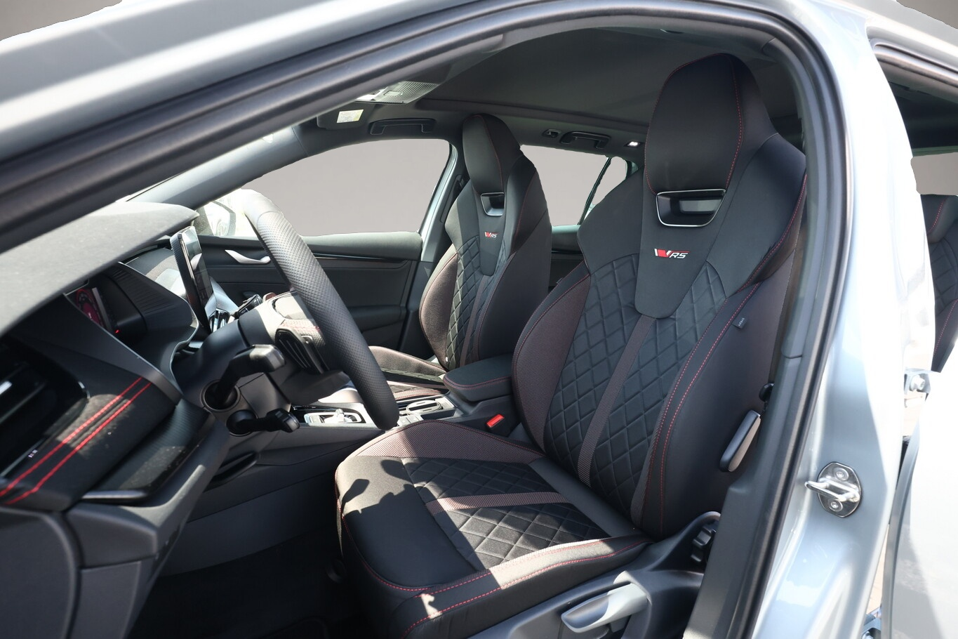 Fotografie 5 des Skoda Octavia Combi RS Pano AHK 360° DCC Matrix Nav