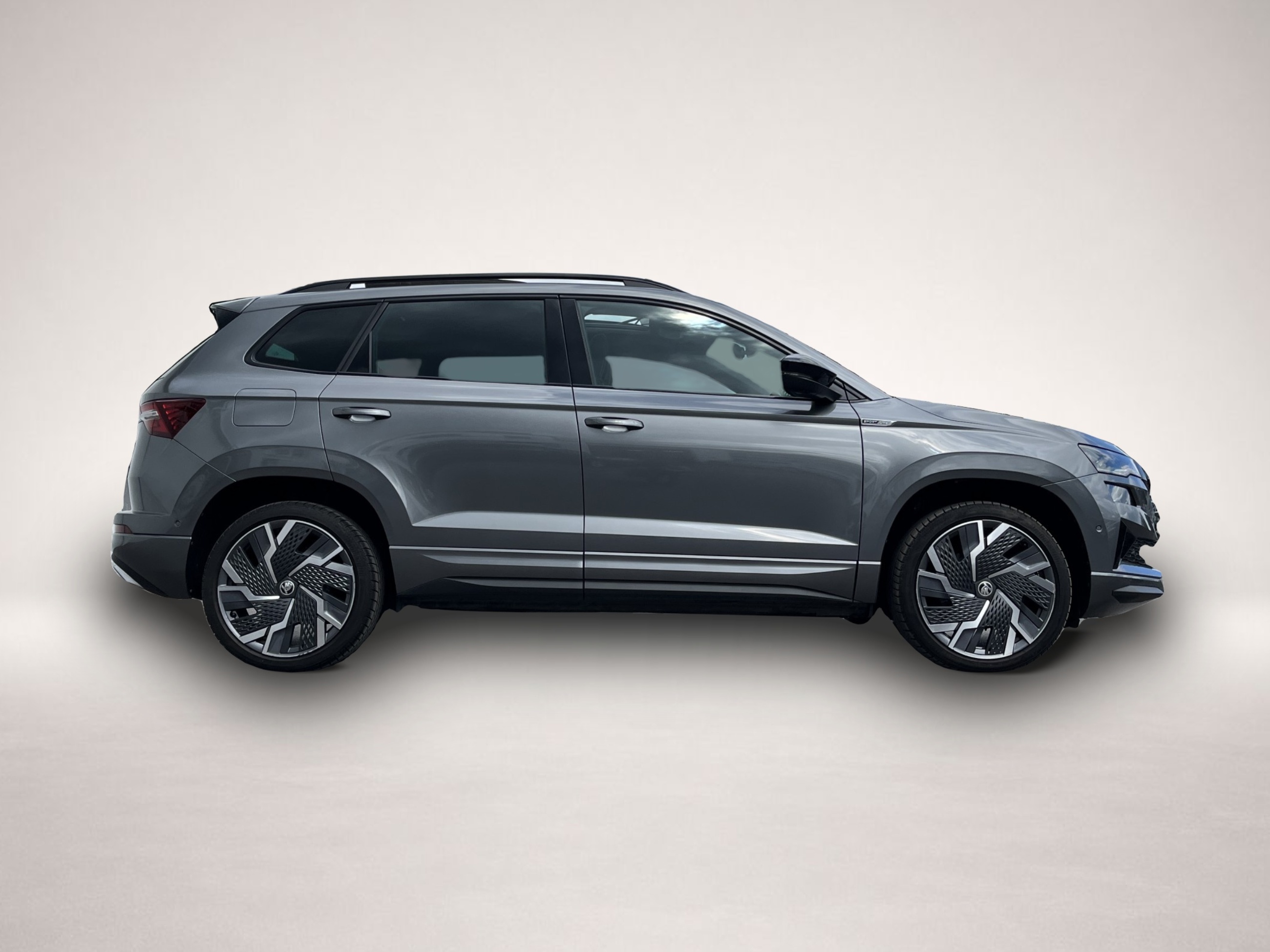 Fotografie 3 des Skoda Karoq 1.5 TSI DSG Sportline AHK PANO Navi 4xSHZ