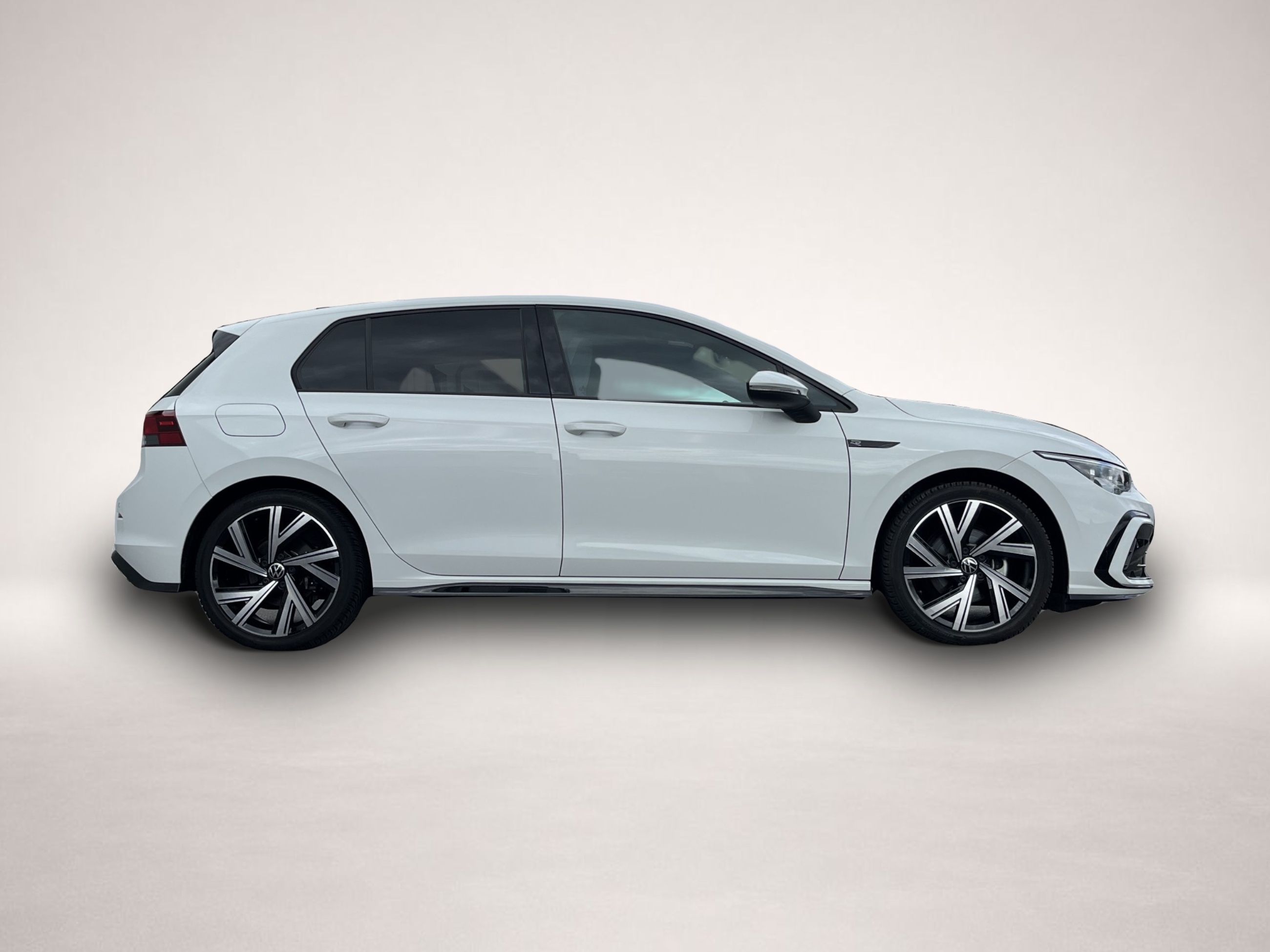 Bild 3 Volkswagen Golf 1.5 TSI DSG R-Line 169¤ m.20% Anz. AHK Navi