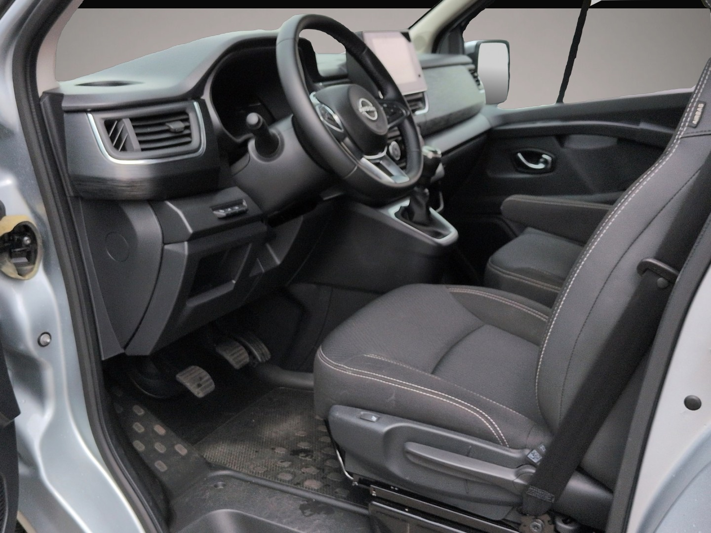Bild 5 Nissan Primastar Tekna L2 2.0D*9-Sitzer LED Navi R-Kam