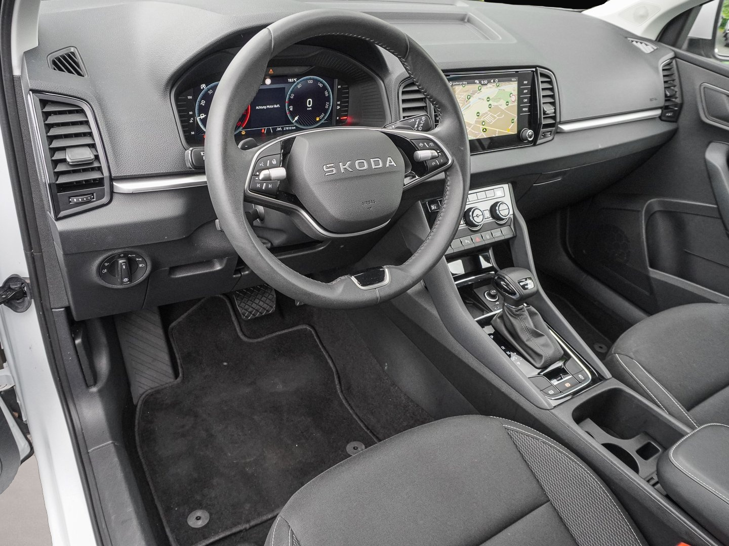 Bild 7 Skoda Karoq 2.0 TDI 4x4 DSG Tour NAVI AHK KESSY