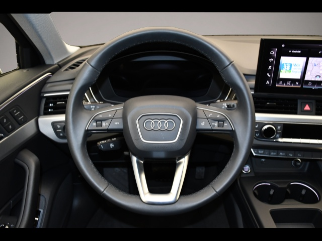 Bild 5 Audi quattro A4 40 TFSI quattro S tronic advanced HeadUp/Matr