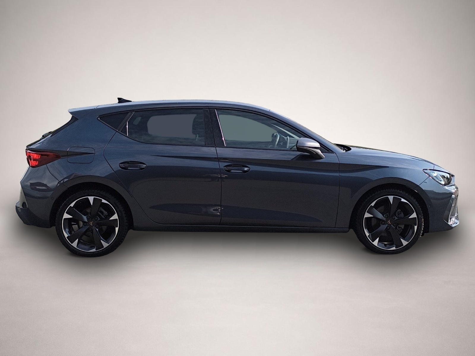 Bild 8 Cupra Leon 2.0 TDI DSG 5-J-G NAVI ACC KESSY 18LM RFK P