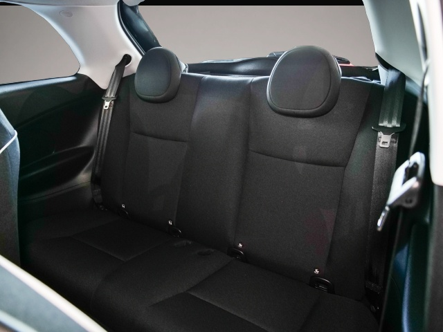 Bild 5 Fiat 500e Icon Klimaaut. // Carplay // 16 LM // Kamer