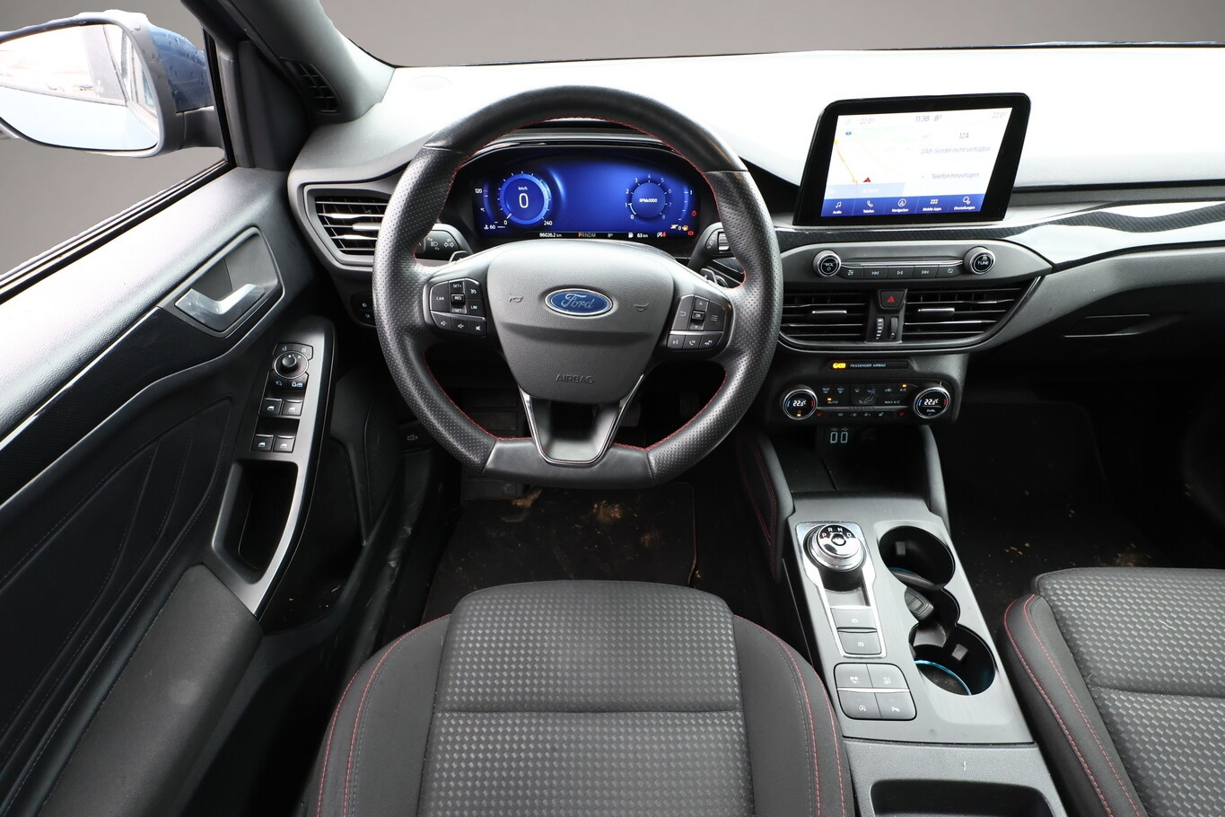 Bild 7 Ford Focus 1.5 Ecoboost 150 Aut ST-Line X LED Nav 18Z