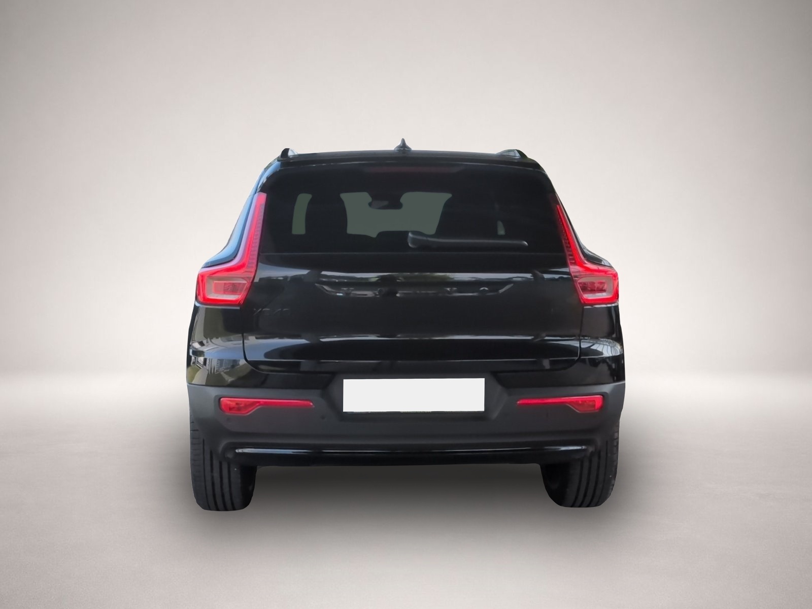 Bild 4 Volvo XC40 B4 Plus Black Edition ACC+LED+Navi+SHZ+360