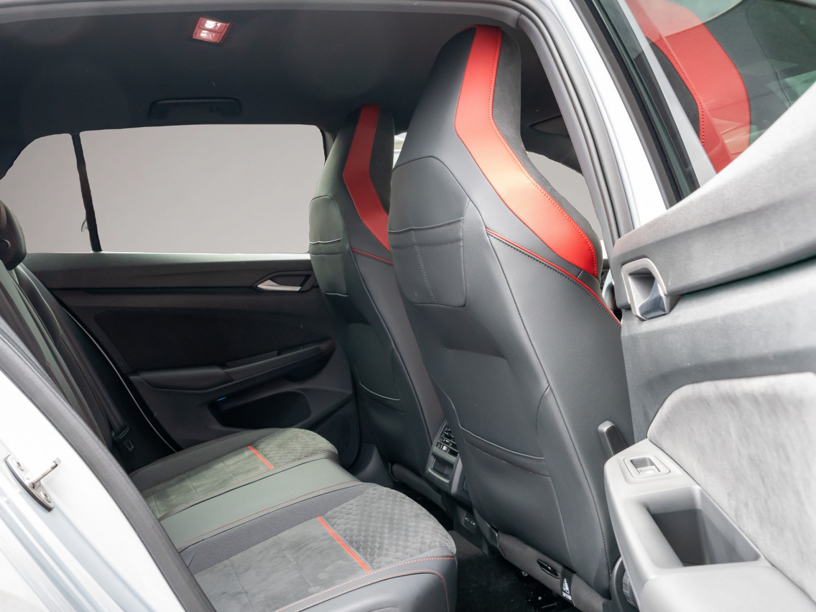 Bild 4 Volkswagen Golf VIII