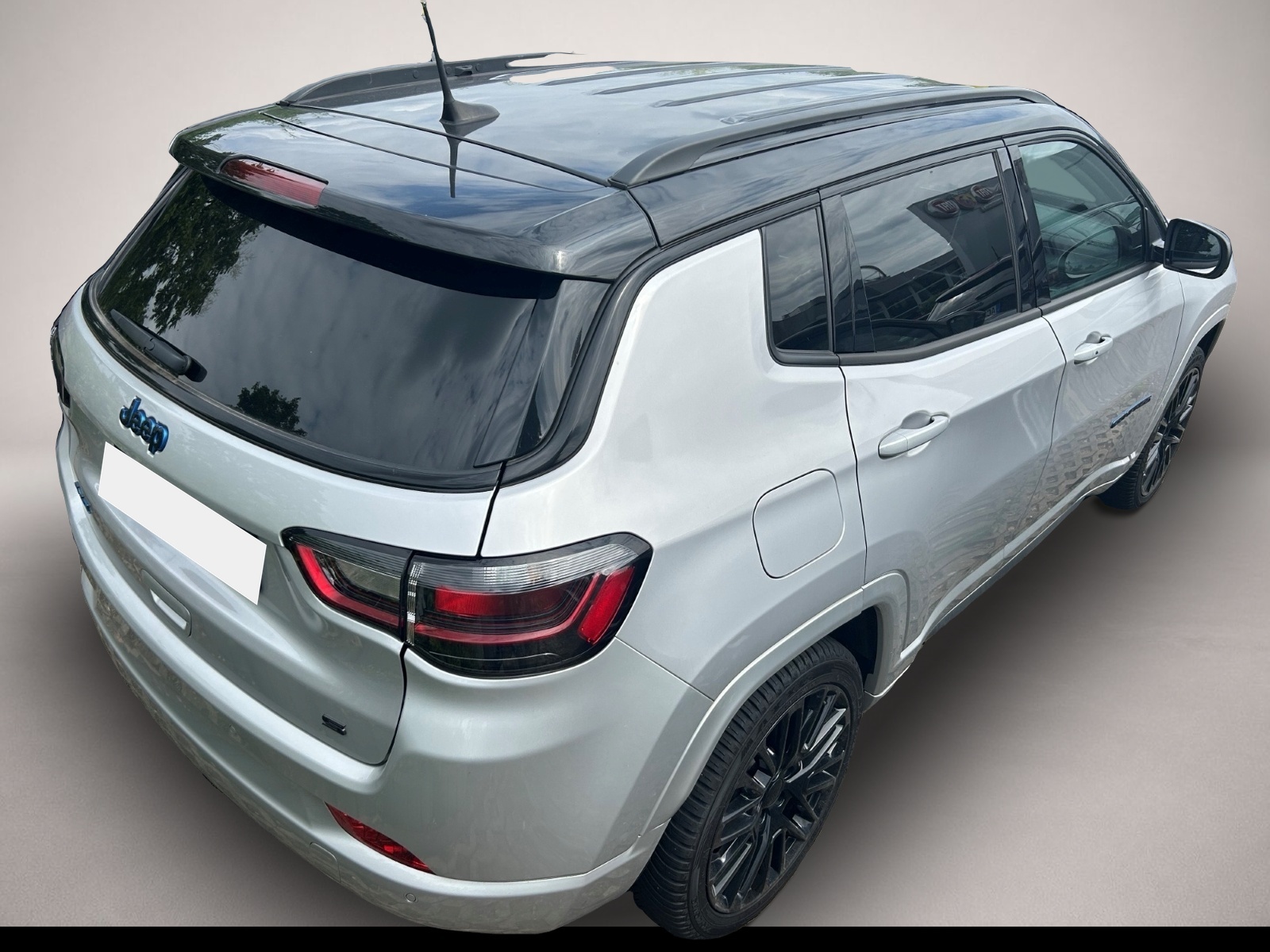 Fotografie 2 des Jeep Compass S Plug-In Hybrid 4WD 1.3 EU6d Navi Leder