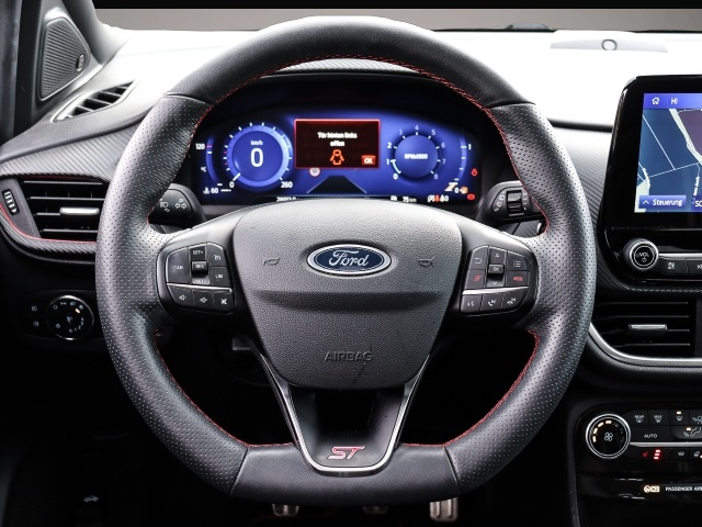 Fotografie des Ford Puma ST X 1.5 EcoBoost EU6d Navi Digitales Cockp