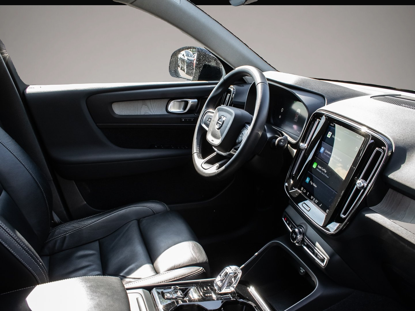 Fotografie des Volvo XC40 B4 2WD Plus Dark LED Kamera