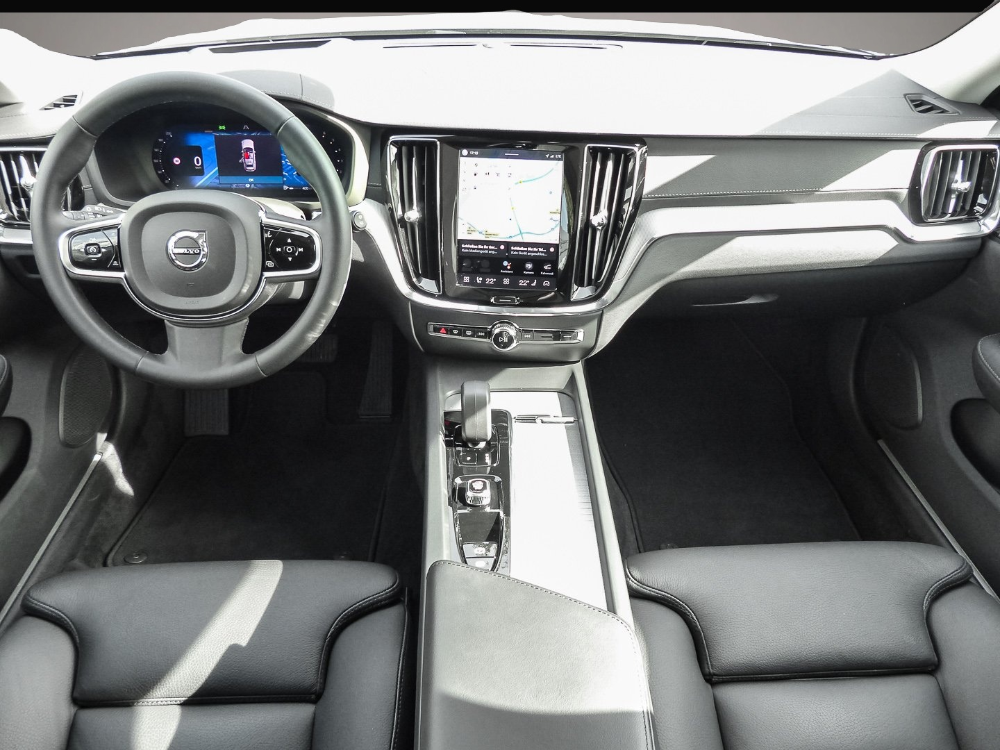 Bild 8 Volvo V60 Cross Country B4 AWD Ultimate Pano Head UP 3
