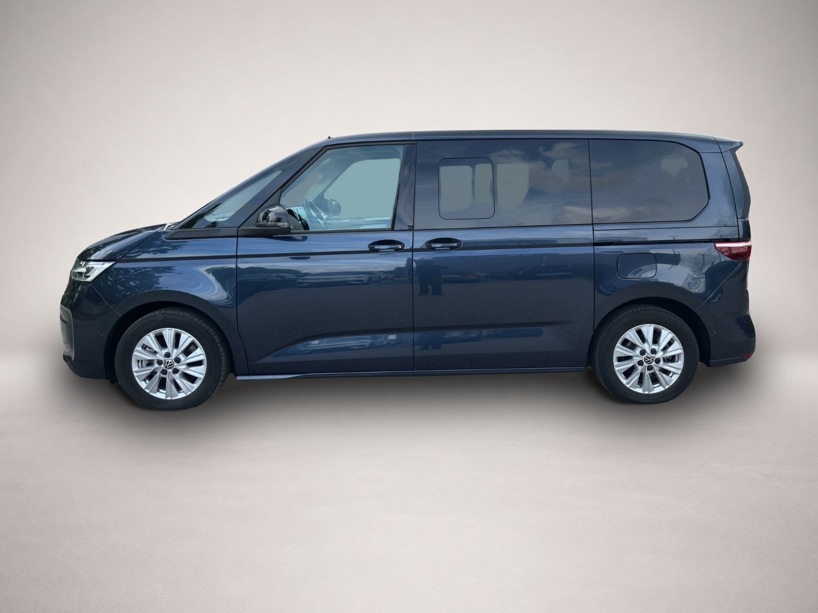 Fotografie 3 des Volkswagen T7 Multivan 1.5 eHybrid DSG 4Mo. PANO AHK ACC NA
