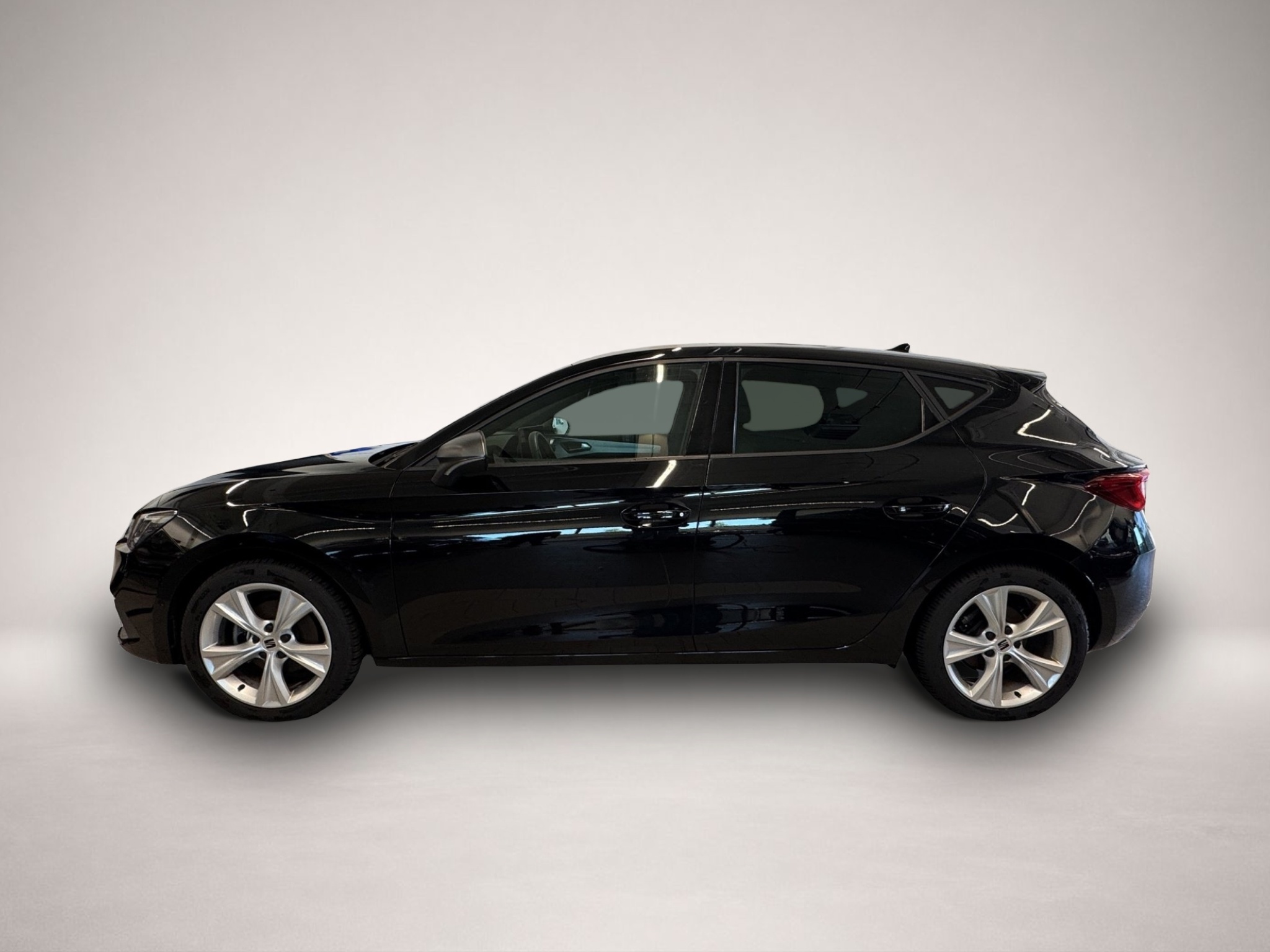 Bild 3 Seat Leon 1.5 eTSI DSG FR ab 196.- EUR mtl. 1000.- An