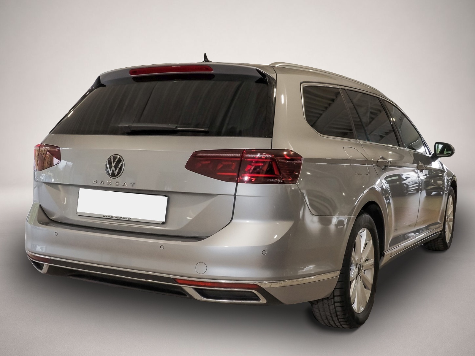 Bild 3 Volkswagen Passat Variant 2.0 TDI DSG Elegance-Navi*AHK*Kam