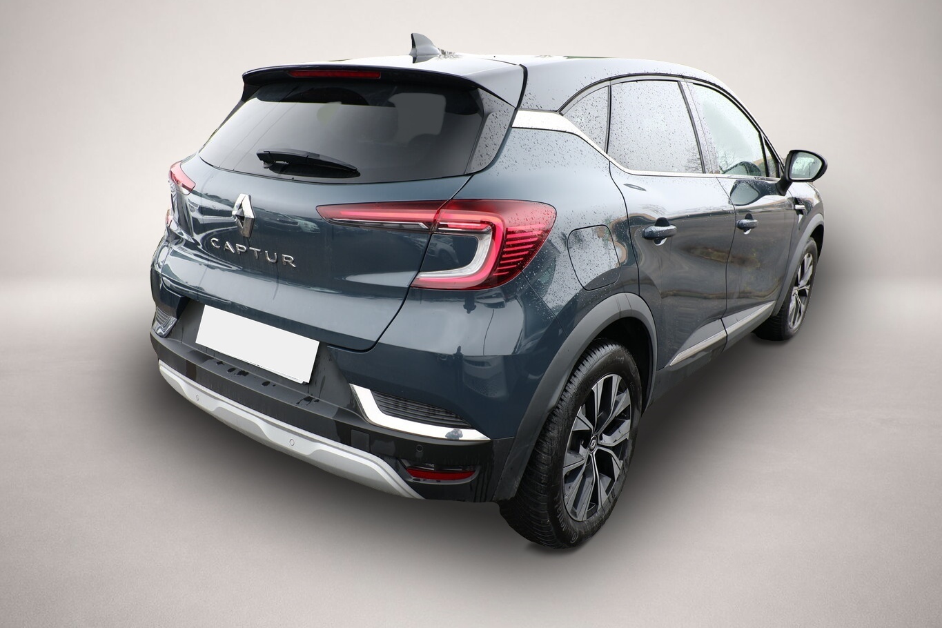 Fotografie 3 des Renault Captur II 1.3 TCe 160 EDC Mild-Hybrid Techno LED
