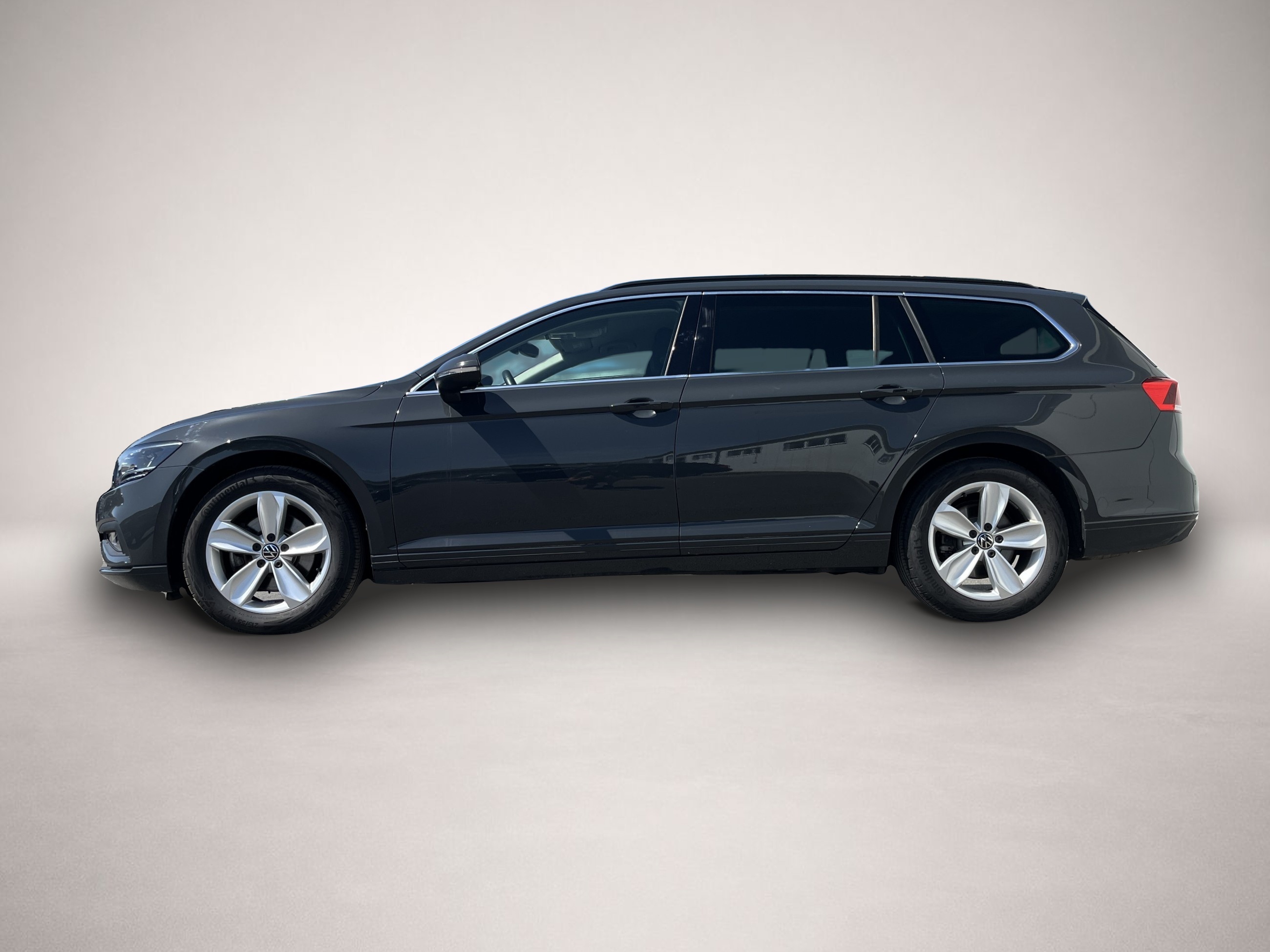Fotografie 1 des Volkswagen Passat Variant 2.0 TDI DSG Business AHK DigCockp