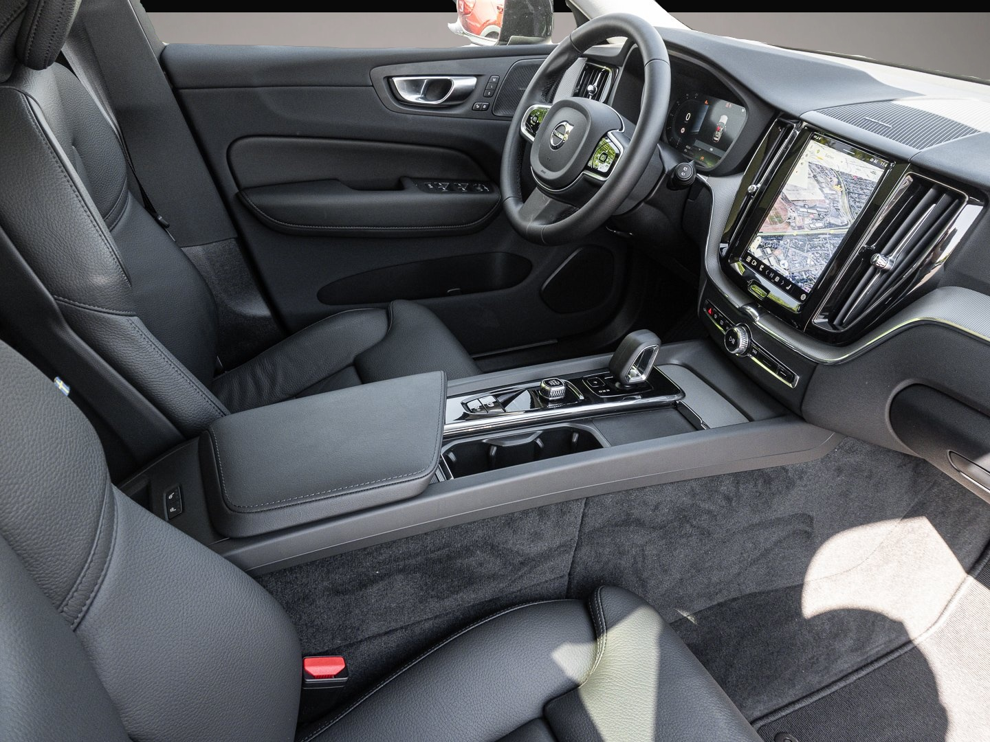 Bild 6 Volvo XC60 T8 AWD Plus Dark 360 4xSHZ ACC AUT EL.HECK