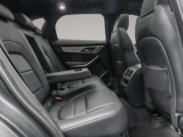 Bild 5 Jaguar F-Pace D200 R-Dynamic SE AWD HUD AD El. Fondsitz