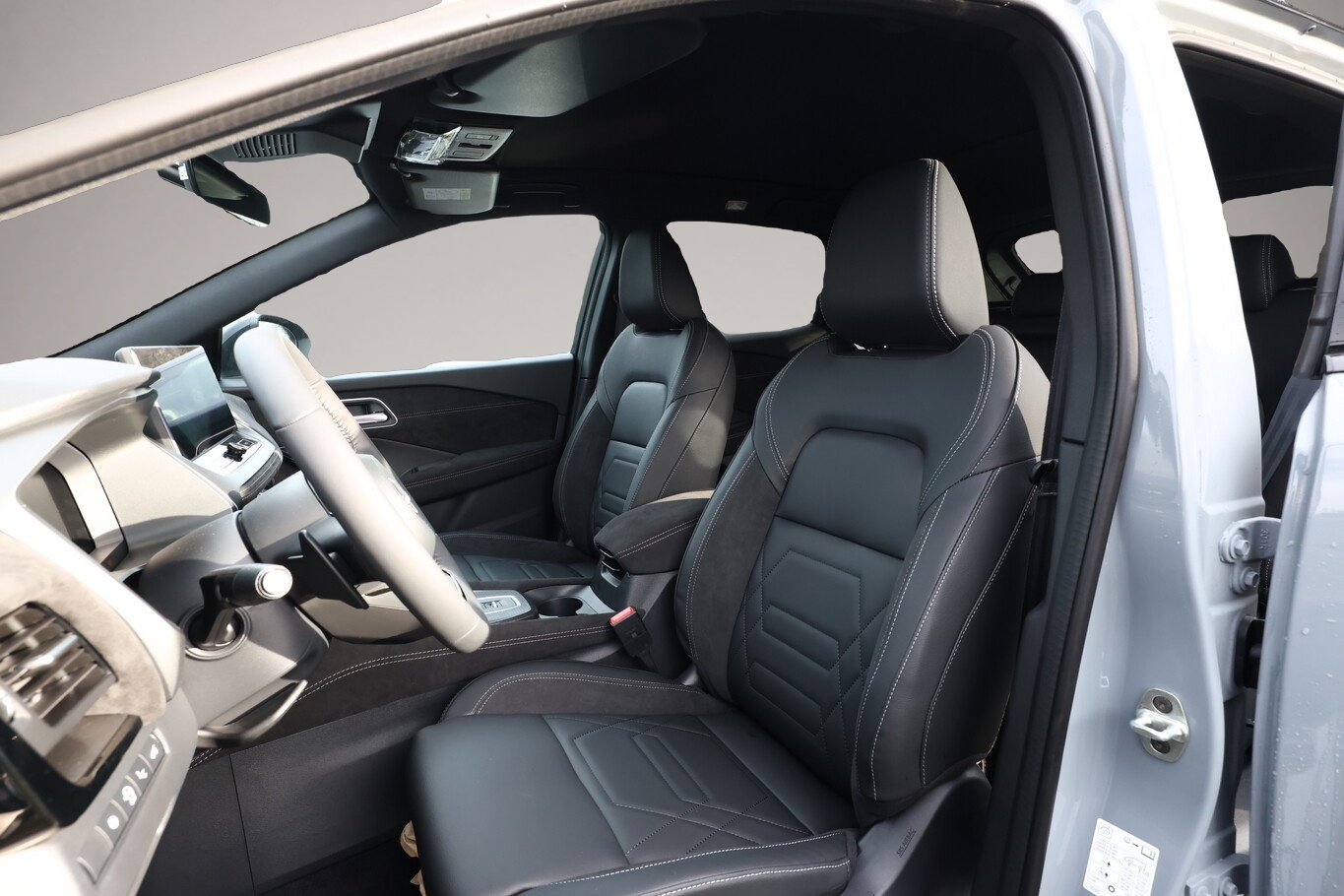 Bild 5 Nissan Qashqai N-Design Leder HUD el.Heck Pano 360° SHZ