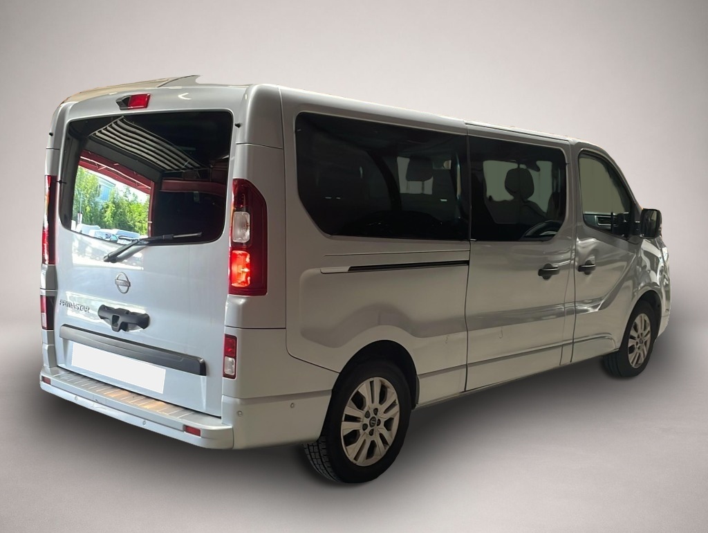 Fotografie des Nissan Primastar 2.0 DCI L2H1 3,0t Tekna*9 Sitze*LED