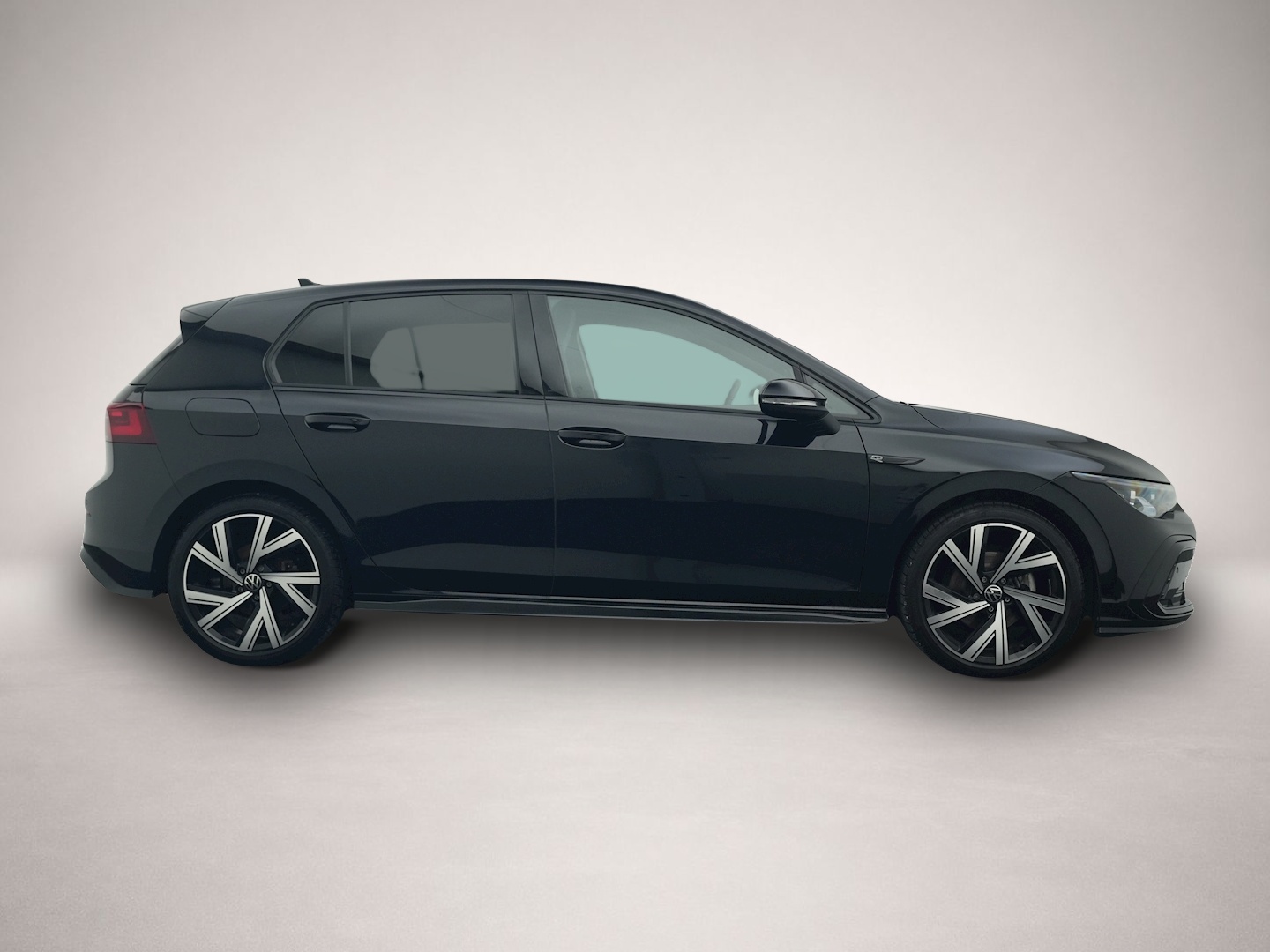 Bild 6 Volkswagen Golf 8 1.5 eTSI DSG R-Line BLACK-STYLE KAMERA NA