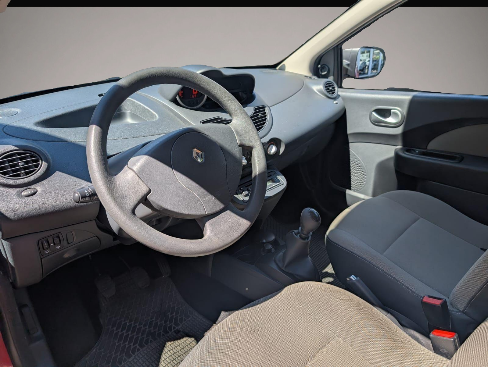 Bild 5 Renault Twingo 1.2 aus 1. Hand Klima Radio AUX-IN