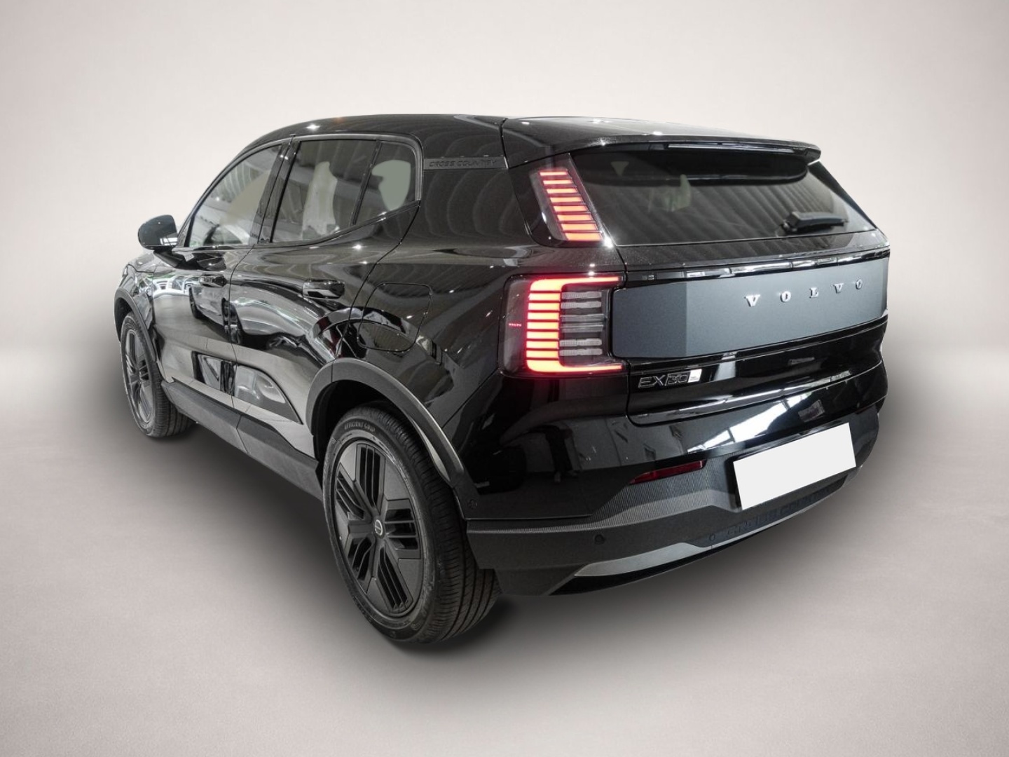 Bild 2 Volvo EX30 Cross Country 315 kW Twin Motor Performance