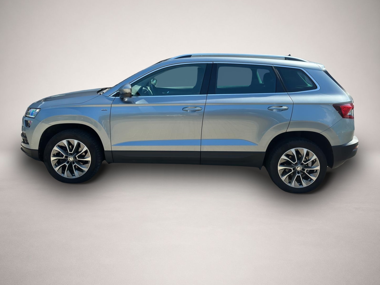 Bild 3 Skoda Karoq 1.5 TSI DSG Clever AHK LED NAVI SHZ PARKP